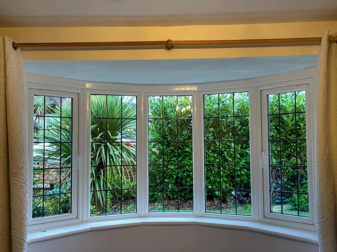 White uPVC bay window fitted to a home Everglaze Window Solutions Portsmouth